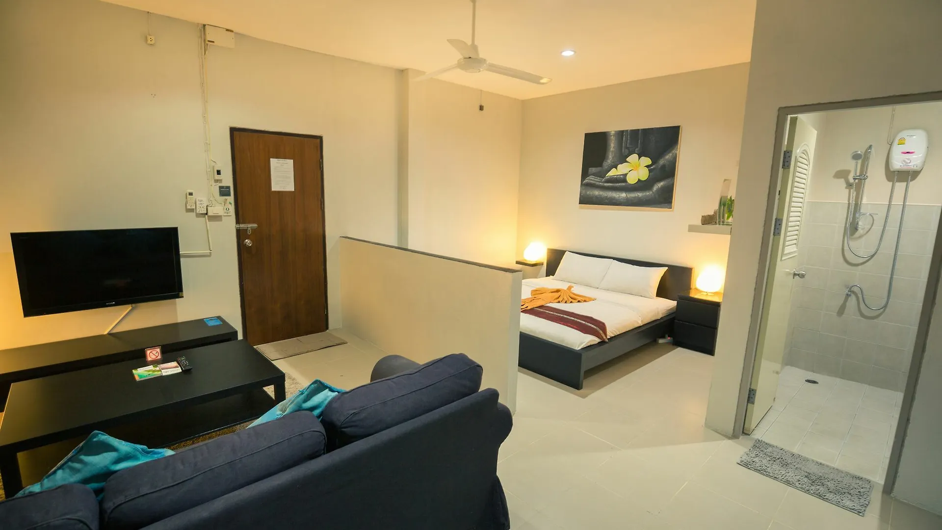 Infinity Guesthouse Ko Tao 2*,